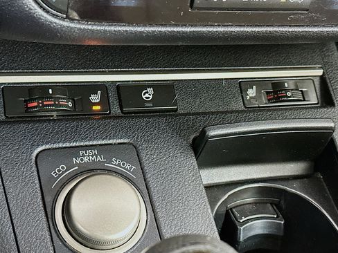 Used 2013 Lexus ES 350 w/ Premium Pkg image 25