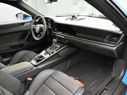 Certified 2022 Porsche 911 GT3 RWD image 30