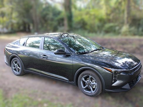 New 2026 Kia K4 LXS image 5