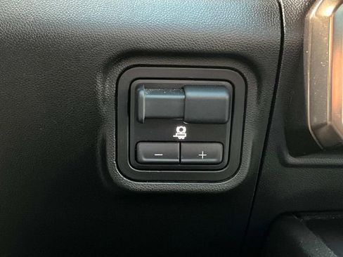 Certified 2024 GMC Hummer EV 3X image 40