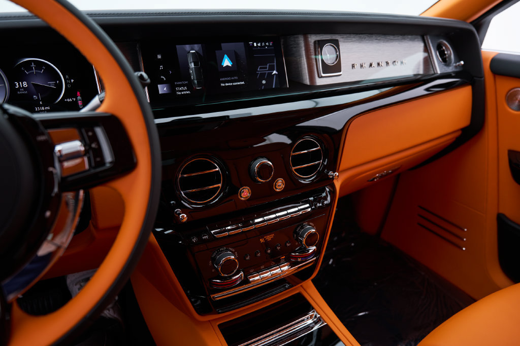 Used 2026 Rolls-Royce Phantom Sedan RWD image 95