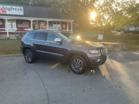 Used 2021 Jeep Grand Cherokee Limited image 1