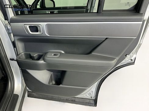 New 2026 Hyundai Santa Fe SE image 25