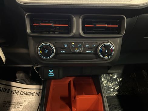 Used 2024 Ford Maverick XLT image 23