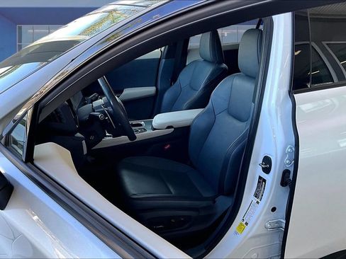 Used 2023 Lexus RZ 450e Premium w/ Technology Package AWD/4WD image 15