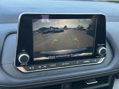 Certified 2025 Nissan Rogue SV w/ SV Premium Package image 30