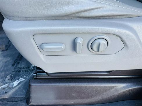 Used 2020 Chevrolet Silverado 2500 LTZ w/ LTZ Texas Edition image 33