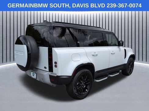 Used 2023 Land Rover Defender 110 SE AWD/4WD image 5