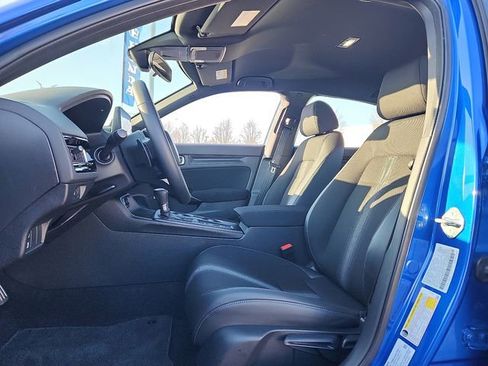 Used 2024 Honda Civic Sport image 13