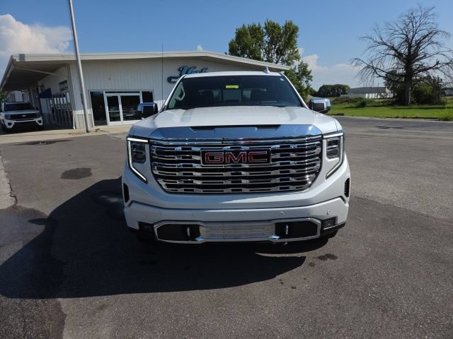 Used 2024 GMC Sierra 1500 Denali w/ Denali Reserve Package AWD/4WD image 3