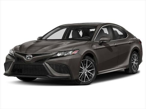 Certified 2024 Toyota Camry SE FWD image 1