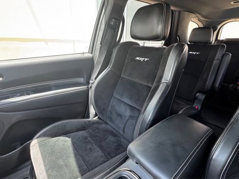 Used 2018 Dodge Durango SRT w/ Technology Group AWD/4WD image 18