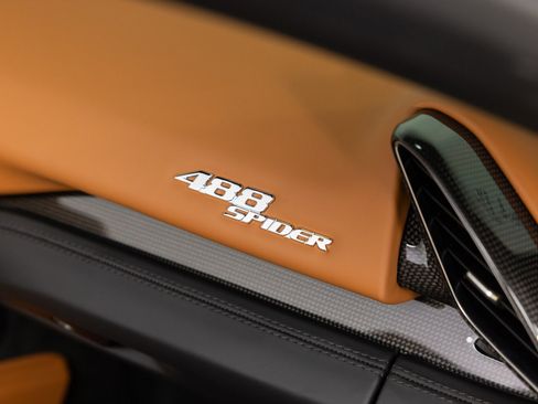 Used 2017 Ferrari 488 Spider RWD image 85