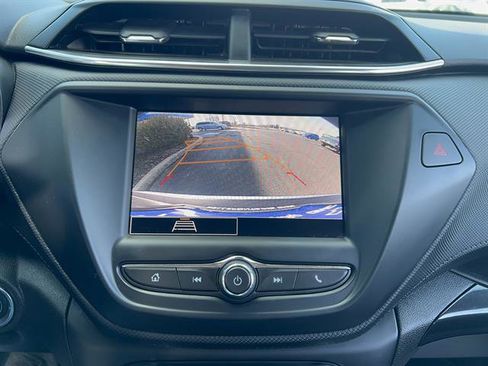 Used 2023 Chevrolet TrailBlazer LT image 23