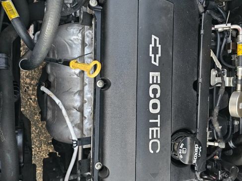 Used 2017 Chevrolet Sonic LT image 47