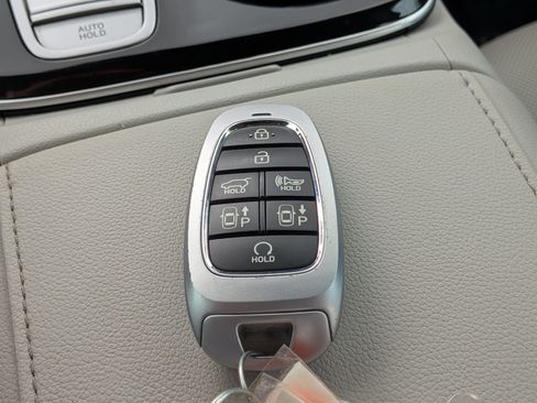 Used 2022 Hyundai Tucson Limited AWD/4WD image 35