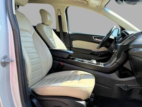 Used 2019 Ford Edge SEL w/ Equipment Group 201A FWD image 31