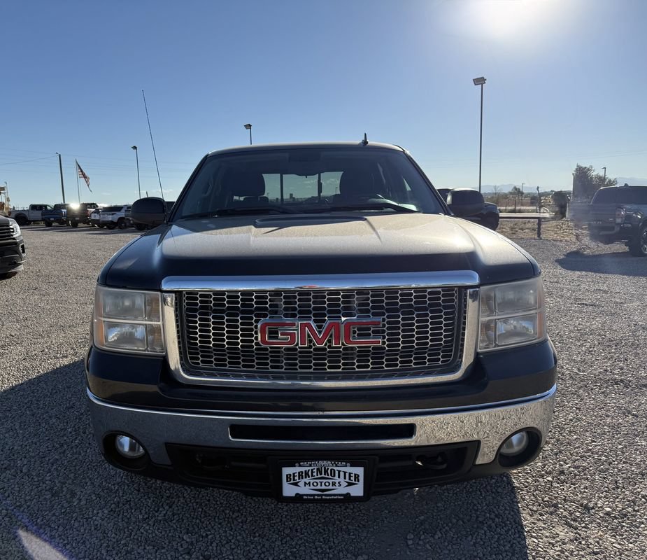 Used 2012 GMC Sierra 1500 SLE w/ Power Tech Package AWD/4WD image 3