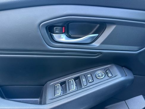 Used 2024 Honda Accord EX image 12