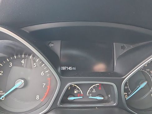 Used 2017 Ford Escape Titanium image 11