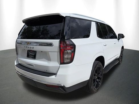 Used 2022 Chevrolet Tahoe LT w/ Luxury Package RWD image 16