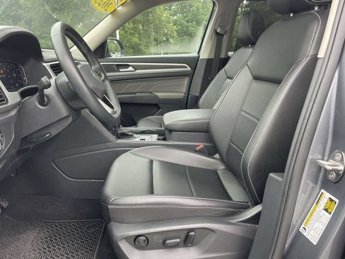 Certified 2023 Volkswagen Atlas SE w/ Panoramic Sunroof Package FWD image 16