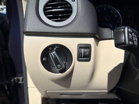 Used 2014 Volkswagen Tiguan SE AWD/4WD image 29