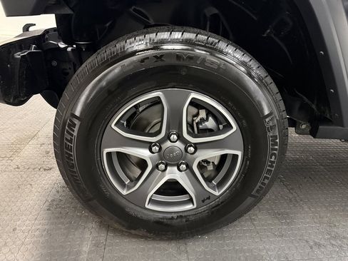 Used 2022 Jeep Wrangler Unlimited Sport image 10