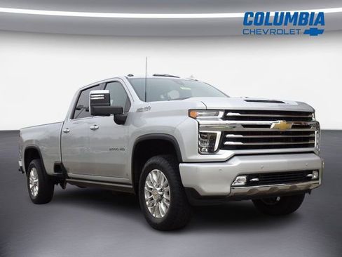 Used 2022 Chevrolet Silverado 2500 High Country w/ Z71 Off-Road Package image 1