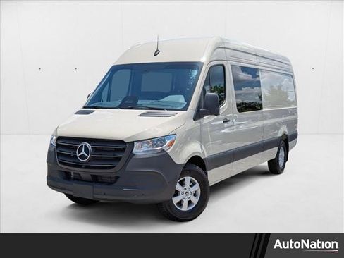 New 2025 Mercedes-Benz Sprinter 2500 image 1