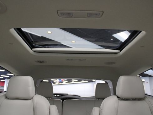 Used 2023 Buick Enclave Essence w/ Experience Buick Package image 41