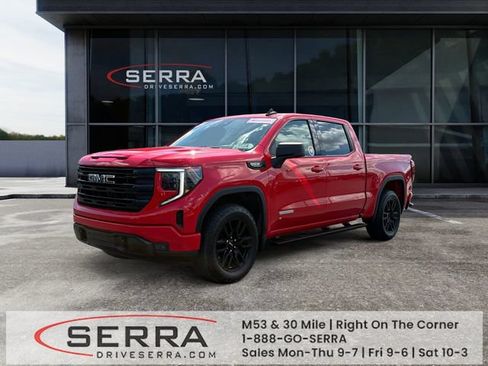 Used 2022 GMC Sierra 1500 Elevation AWD/4WD image 1