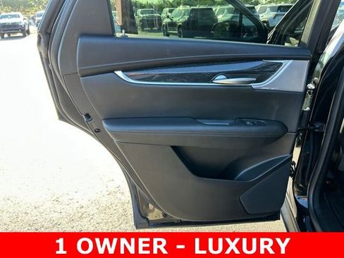 Used 2023 Cadillac XT5 Premium Luxury FWD image 13