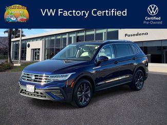 Certified 2022 Volkswagen Tiguan SE image 1