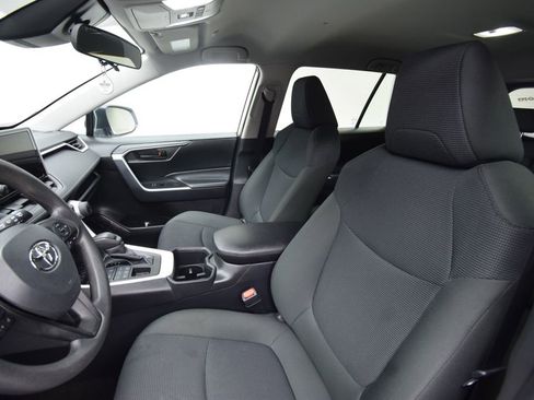 Used 2024 Toyota RAV4 LE image 16