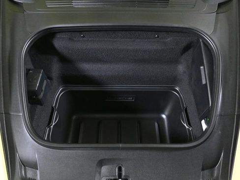 Certified 2025 Porsche 911 Carrera image 28