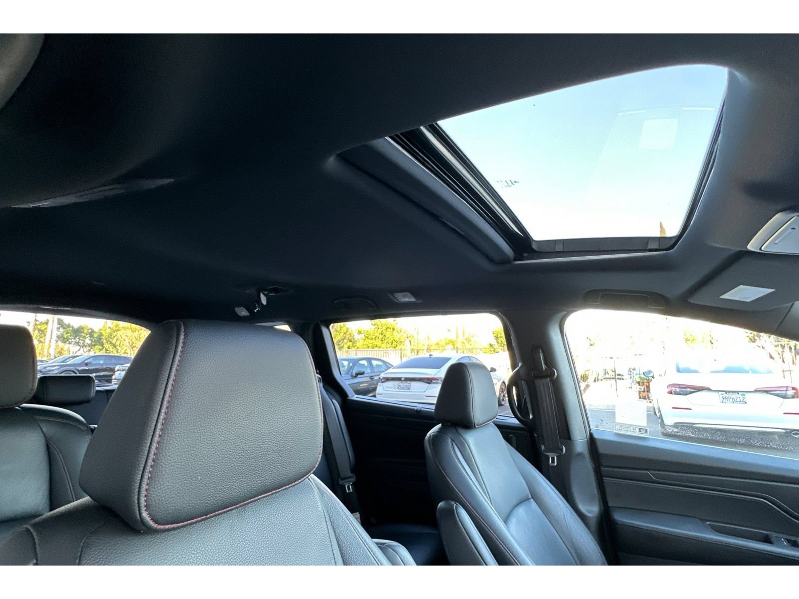 Used 2024 Honda Odyssey Sport image 21