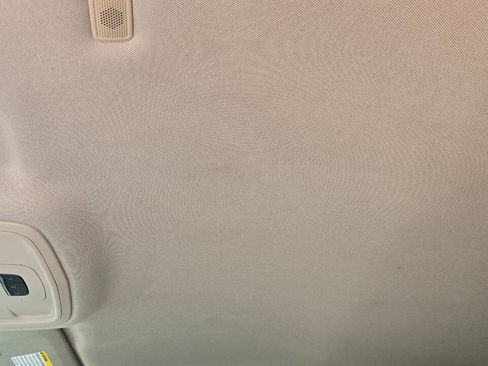 Used 2017 Cadillac XTS Luxury image 17