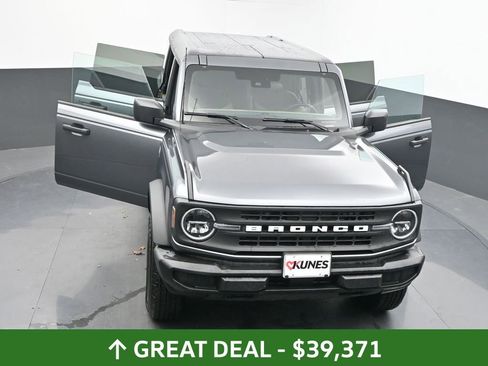 Used 2025 Ford Bronco Big Bend image 62