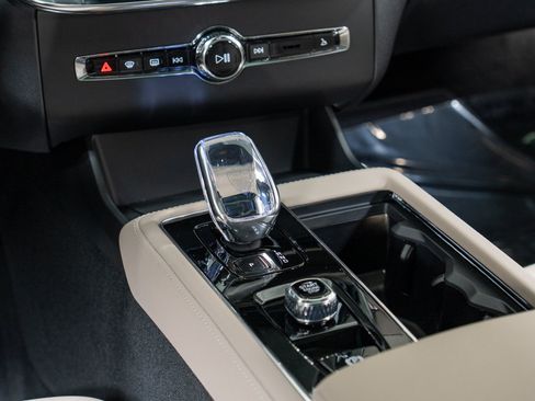 New 2026 Volvo XC90 B6 Core AWD/4WD image 20
