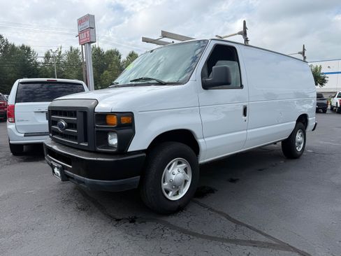Used 2012 Ford E-250 and Econoline 250 w/ Commercial Cargo Van Pkg RWD image 1