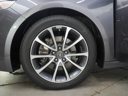 Used 2017 Acura TLX w/ Technology Package FWD image 30