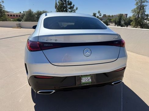 Used 2024 Mercedes-Benz GLC 300 4MATIC image 6