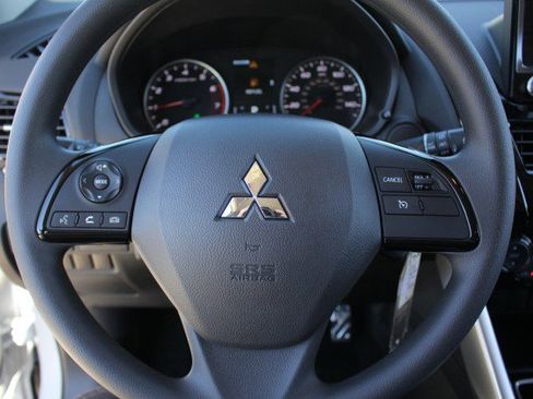 New 2026 Mitsubishi Eclipse Cross ES image 8