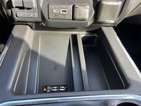 Used 2019 GMC Sierra 1500 SLT w/ SLT Premium Plus Package image 29