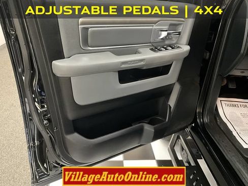 Used 2017 RAM 1500 Big Horn AWD/4WD image 13