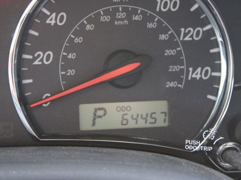 Used 2012 Toyota Corolla S image 10