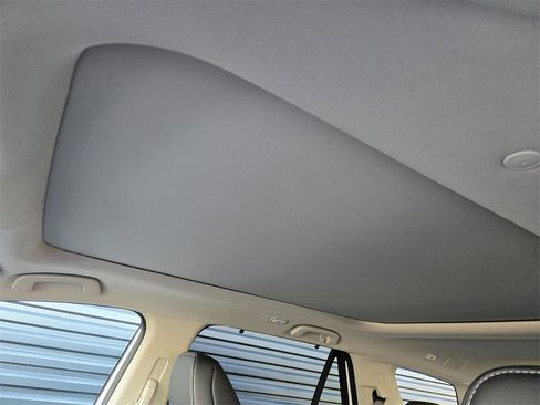 New 2025 Honda Pilot Touring image 20