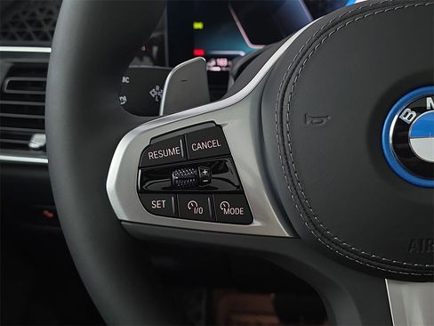 New 2026 BMW X5 xDrive50e w/ M Sport Package image 17