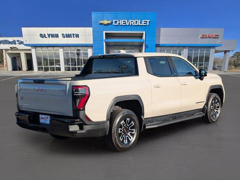 New 2026 GMC Sierra EV Elevation image 8